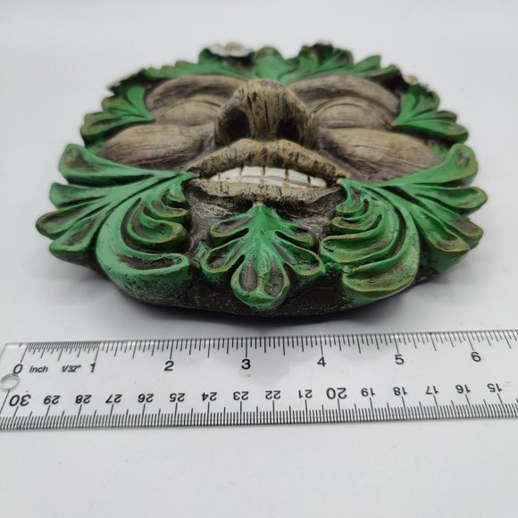 Tree Hugger Face Yard Decor Face Wall Plaque Home Garden Yard Art Decoration  - Picture 2 of 7